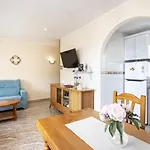 Alegria Real Estate Id108 Апартаменты *